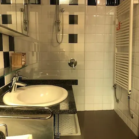 Barolo House Bologna